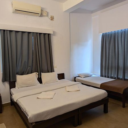 Hotel White Season Calangute Ruang foto