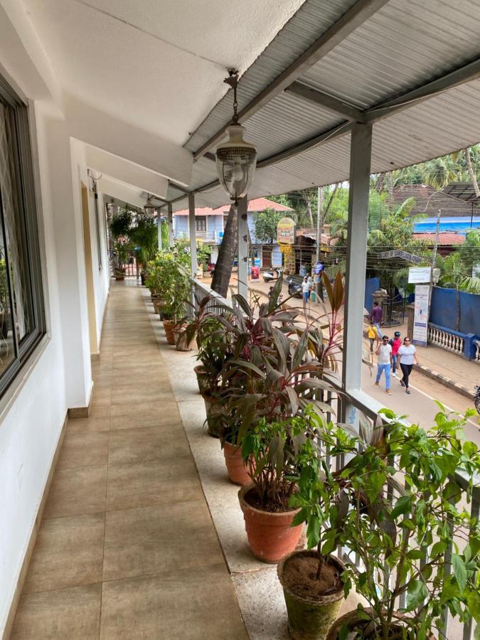 Hotel White Season Calangute Bagian luar foto