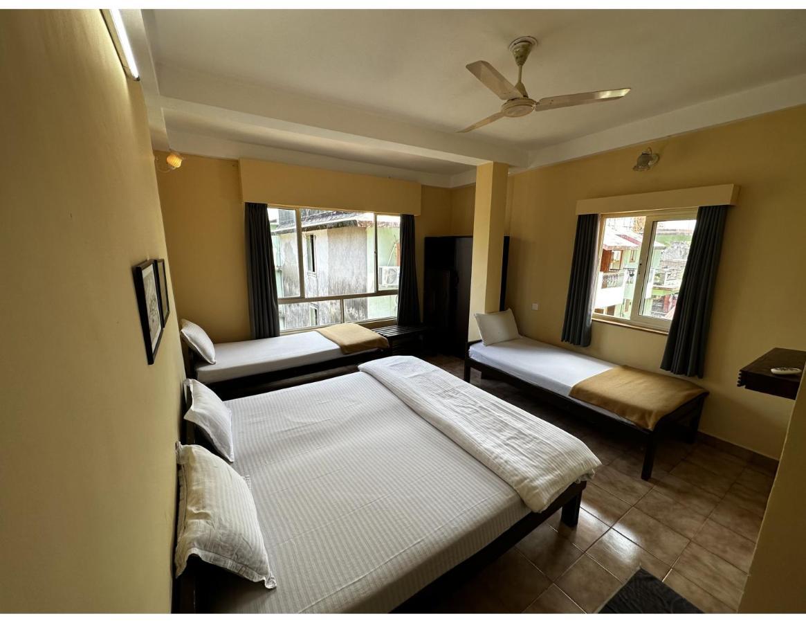 Hotel White Season Calangute Bagian luar foto