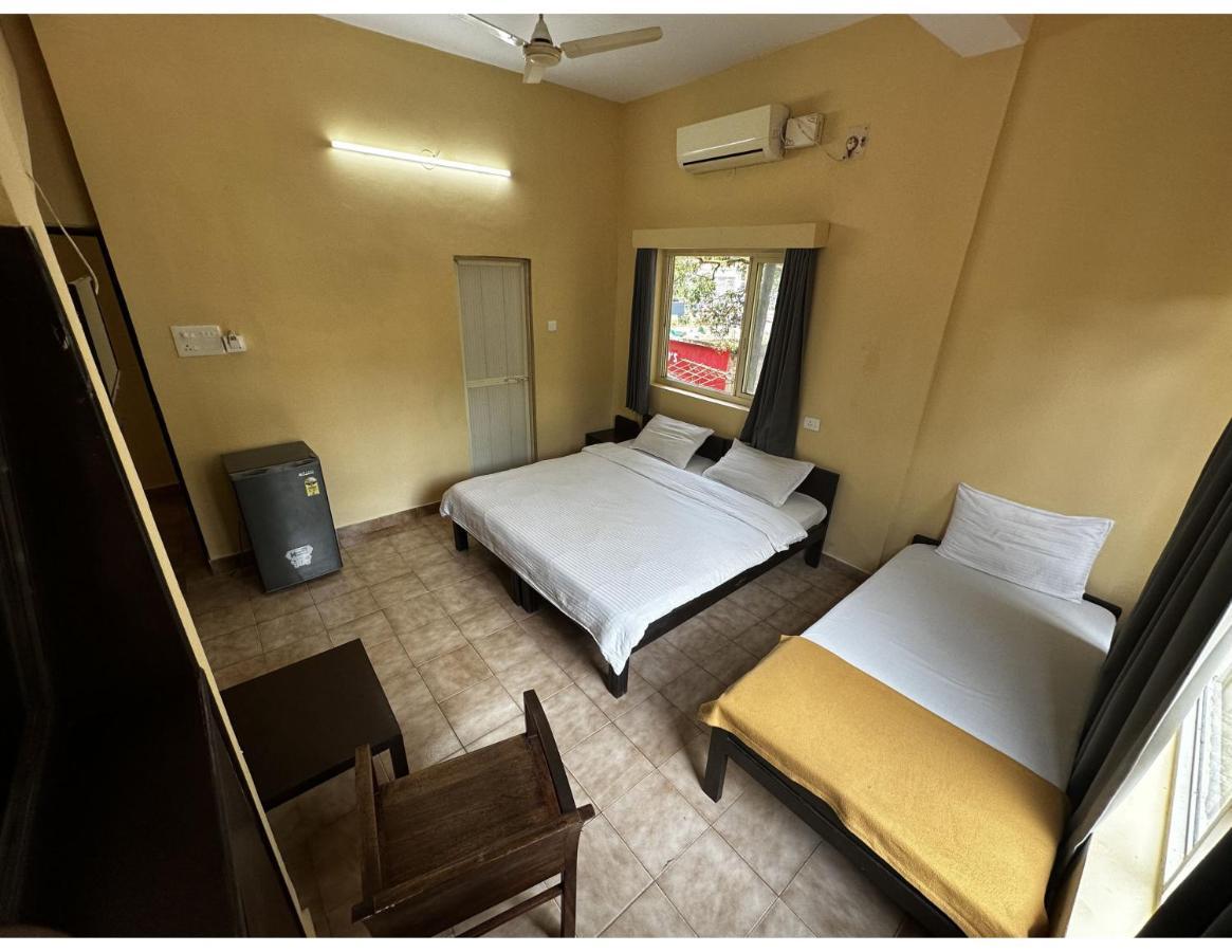 Hotel White Season Calangute Bagian luar foto