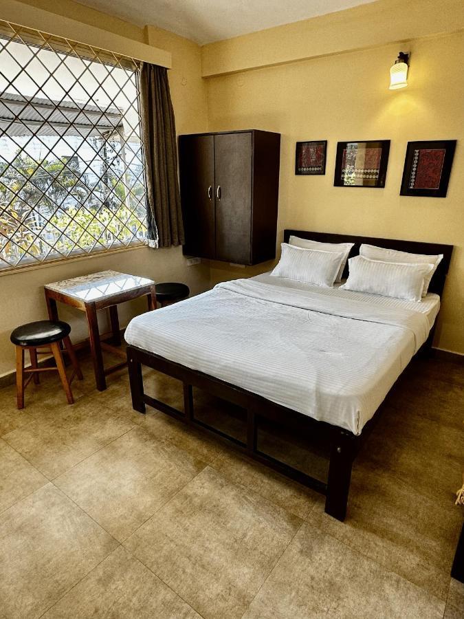 Hotel White Season Calangute Bagian luar foto