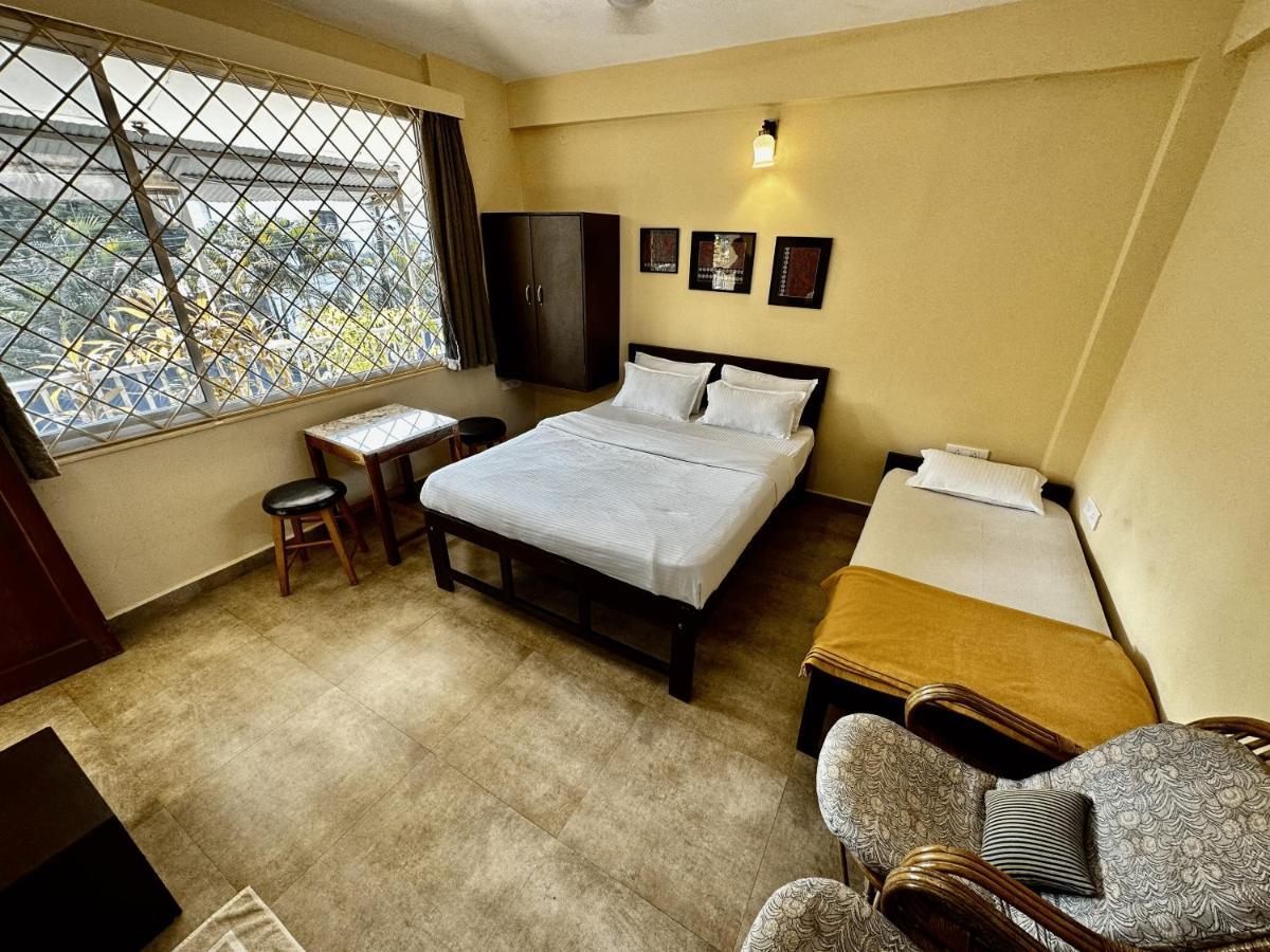 Hotel White Season Calangute Bagian luar foto